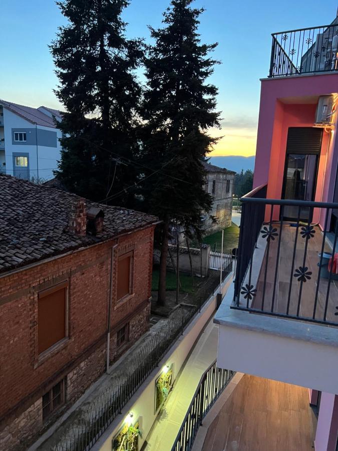 Alma Rose Apartment Korça Kültér fotó